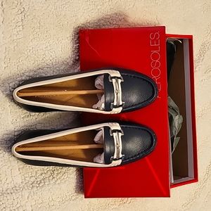 Aerosoles Drive Along Navy 6.5M